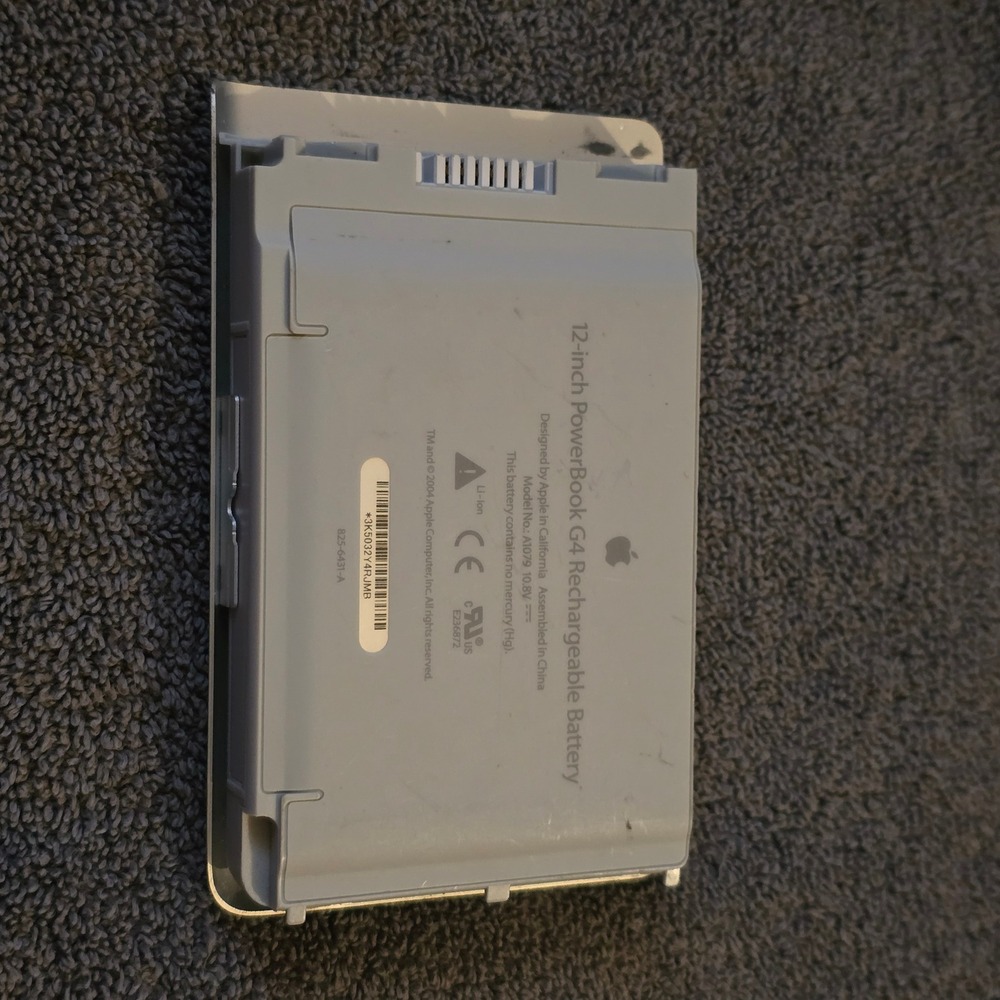 Apple Battery Parts Only A1079 12-in PowerBook G4 Laptop Li-ion 10.8V 825-6431-A